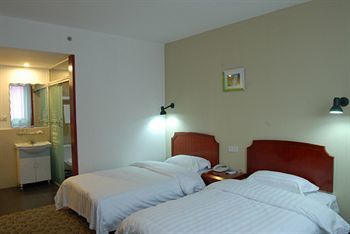Jingyue 99 Inn Shanghai Pudong Airport Shiwan Branch Шанхай Экстерьер фото